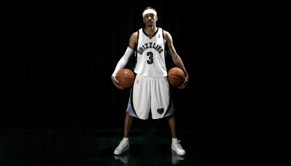 开云电竞在线-圣吉卢瓦联队的复兴受到布莱顿老板托尼·布鲁姆的投资支持。